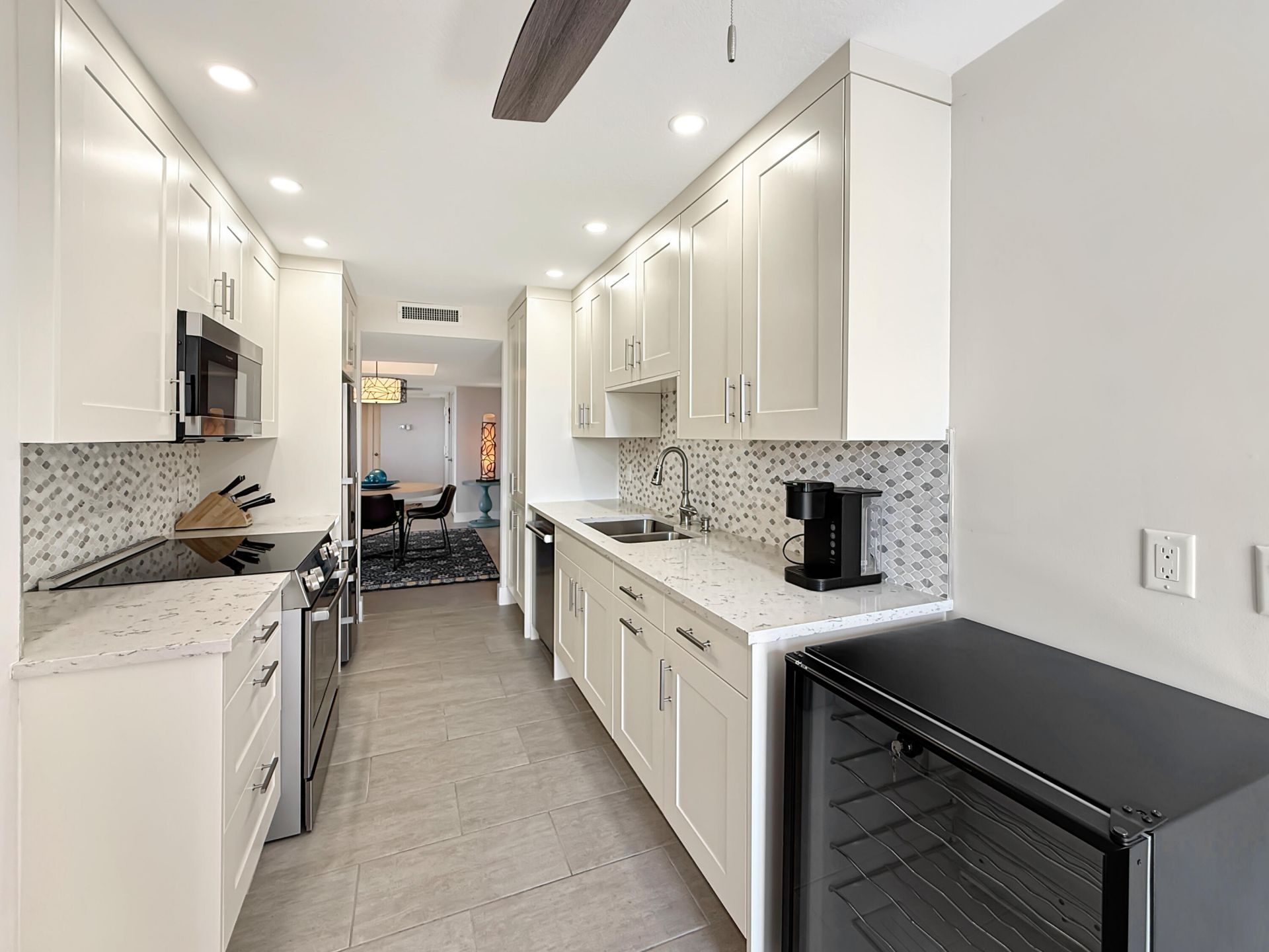 4200 N Ocean Drive, Unit 2-705, Singer Island, FL 33404 Photo