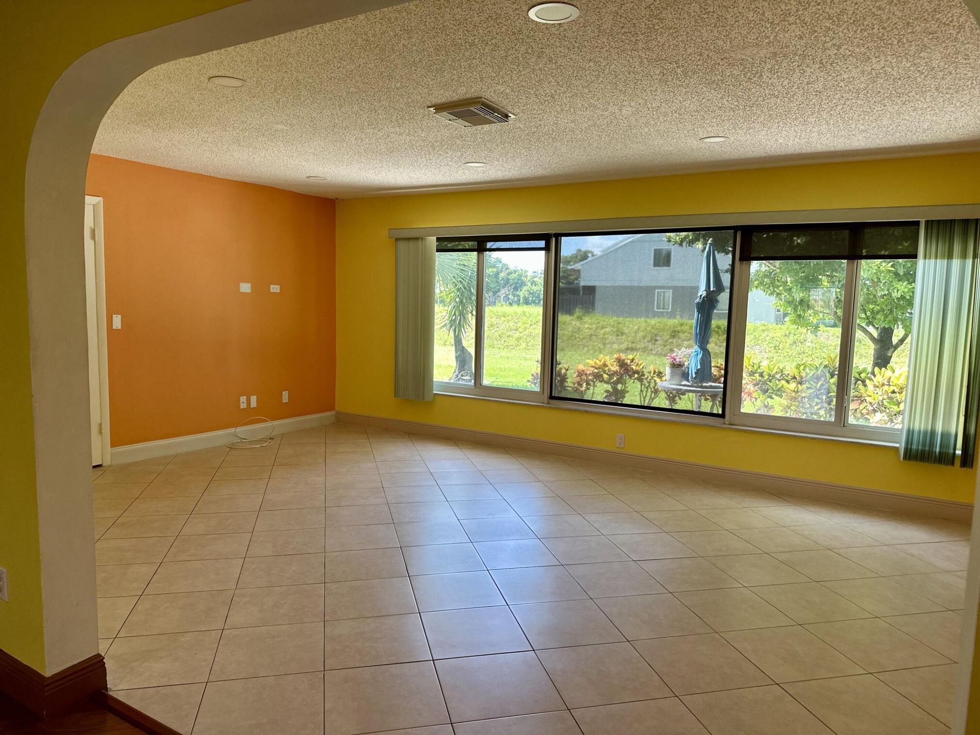 2886 Fernley Drive E, Unit 80, West Palm Beach, FL 33415 Photo