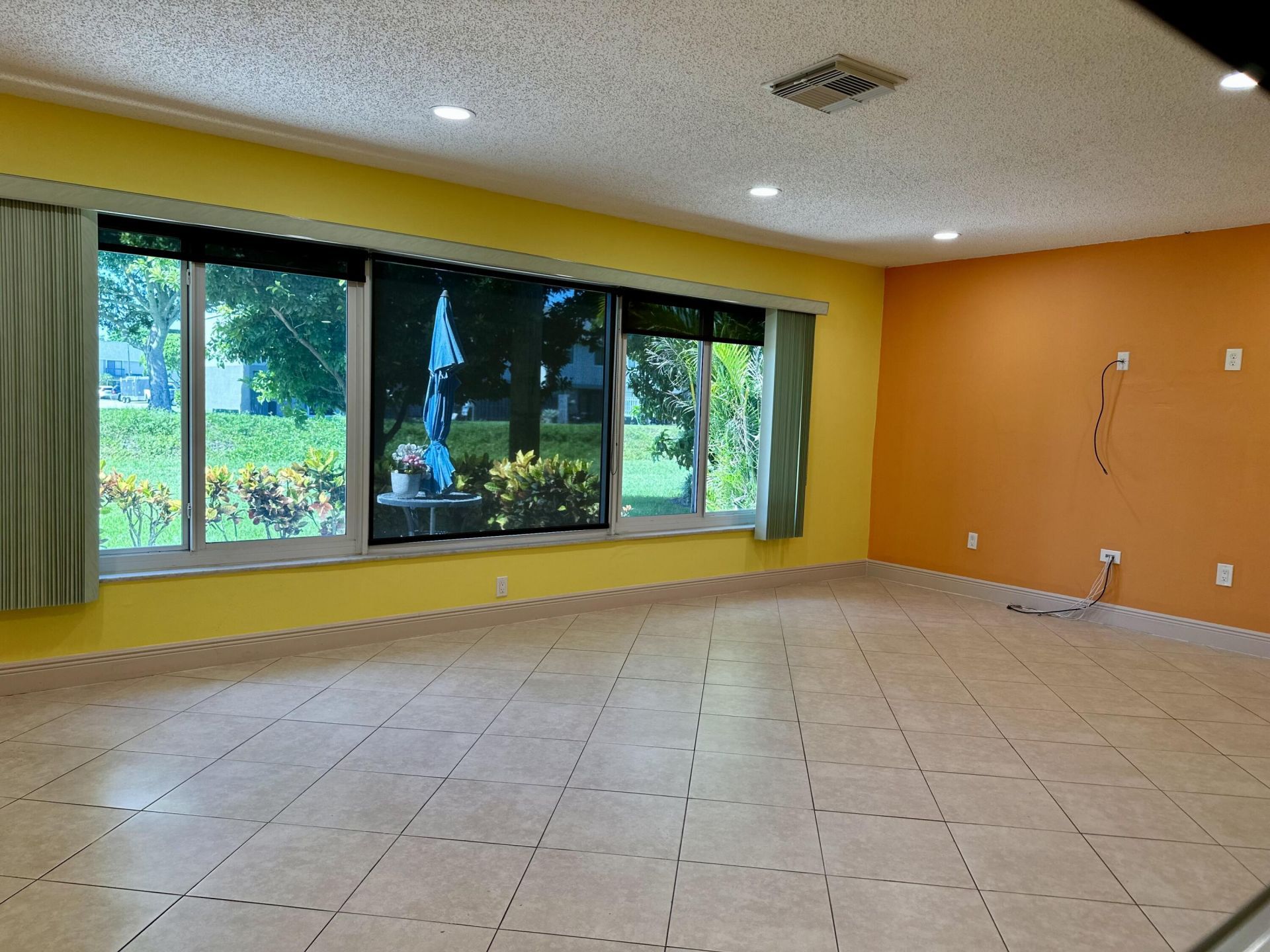 2886 Fernley Drive E, Unit 80, West Palm Beach, FL 33415 Photo