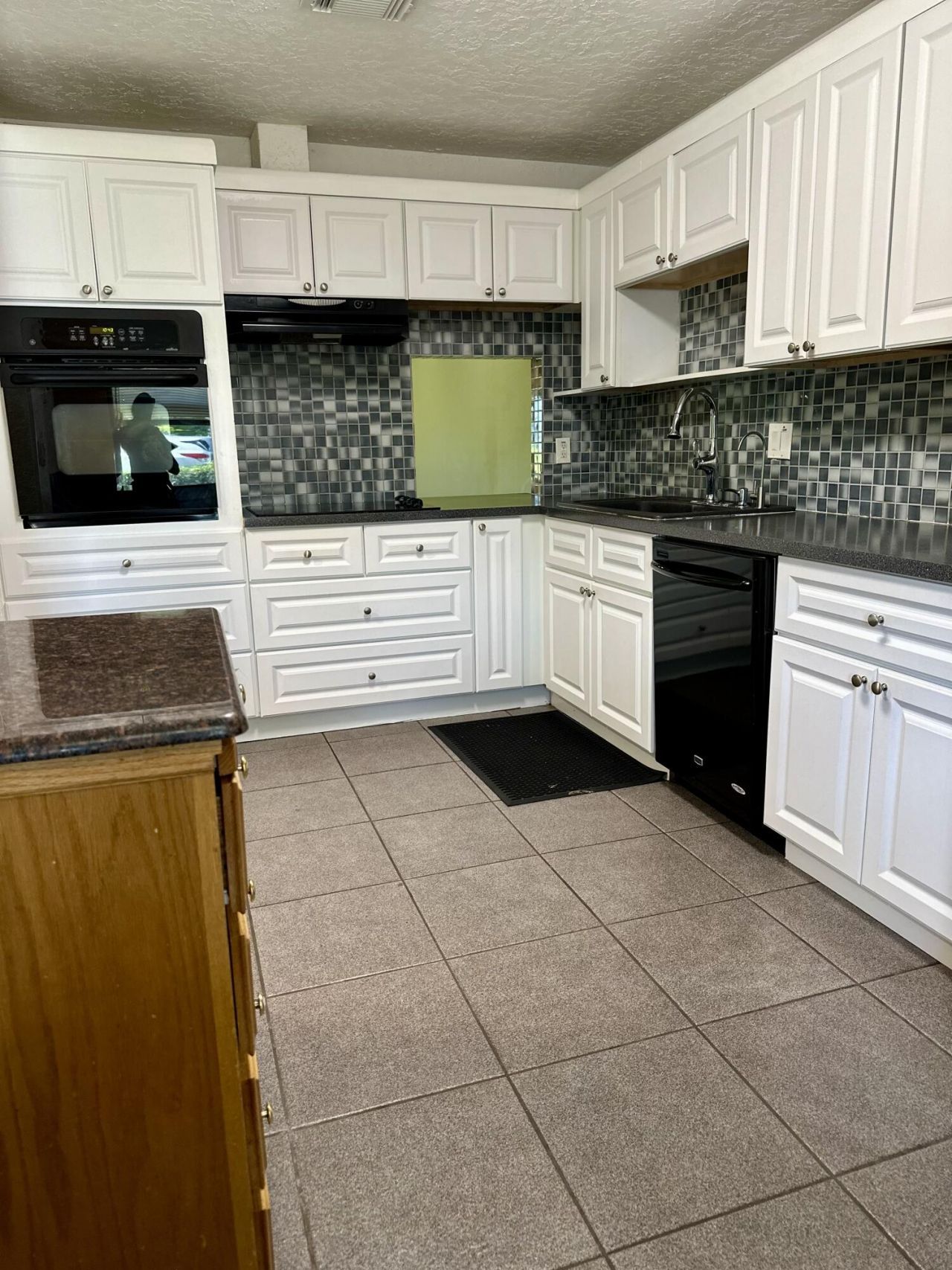 2886 Fernley Drive E, Unit 80, West Palm Beach, FL 33415 Photo