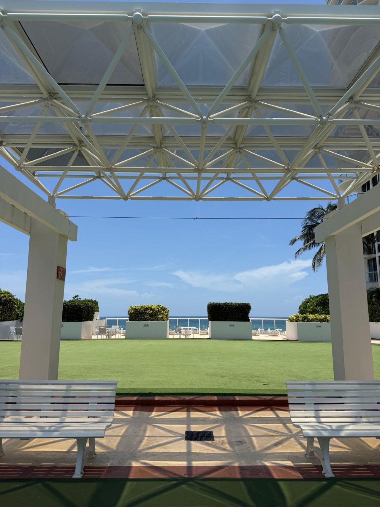 6365 Collins Avenue, Unit 811, Miami Beach, FL 33141 Photo