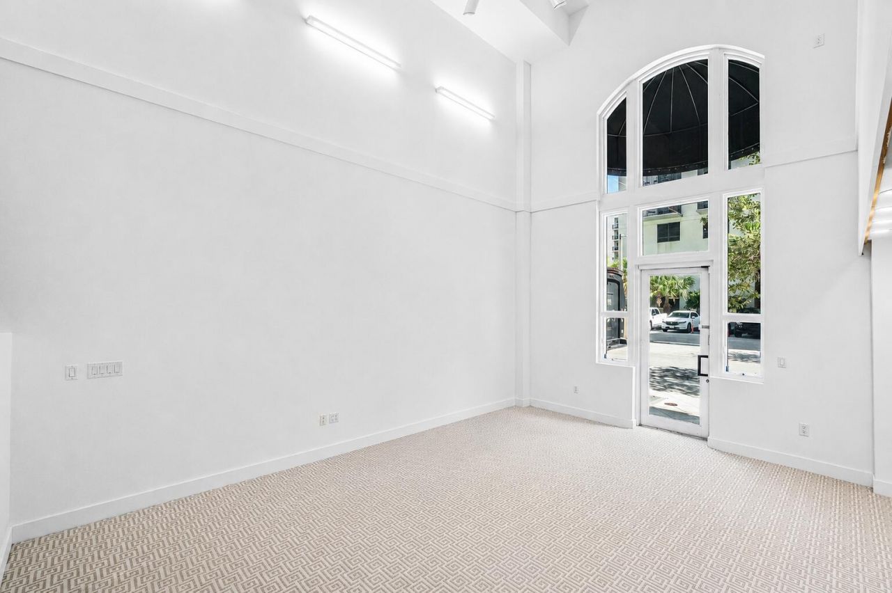 701 S Olive Avenue, Unit 119, West Palm Beach, FL 33401 Photo