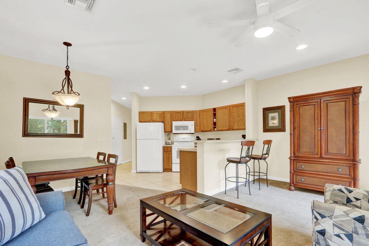 8319 Mulligan Circle, Port Saint Lucie, FL 34986 Photo