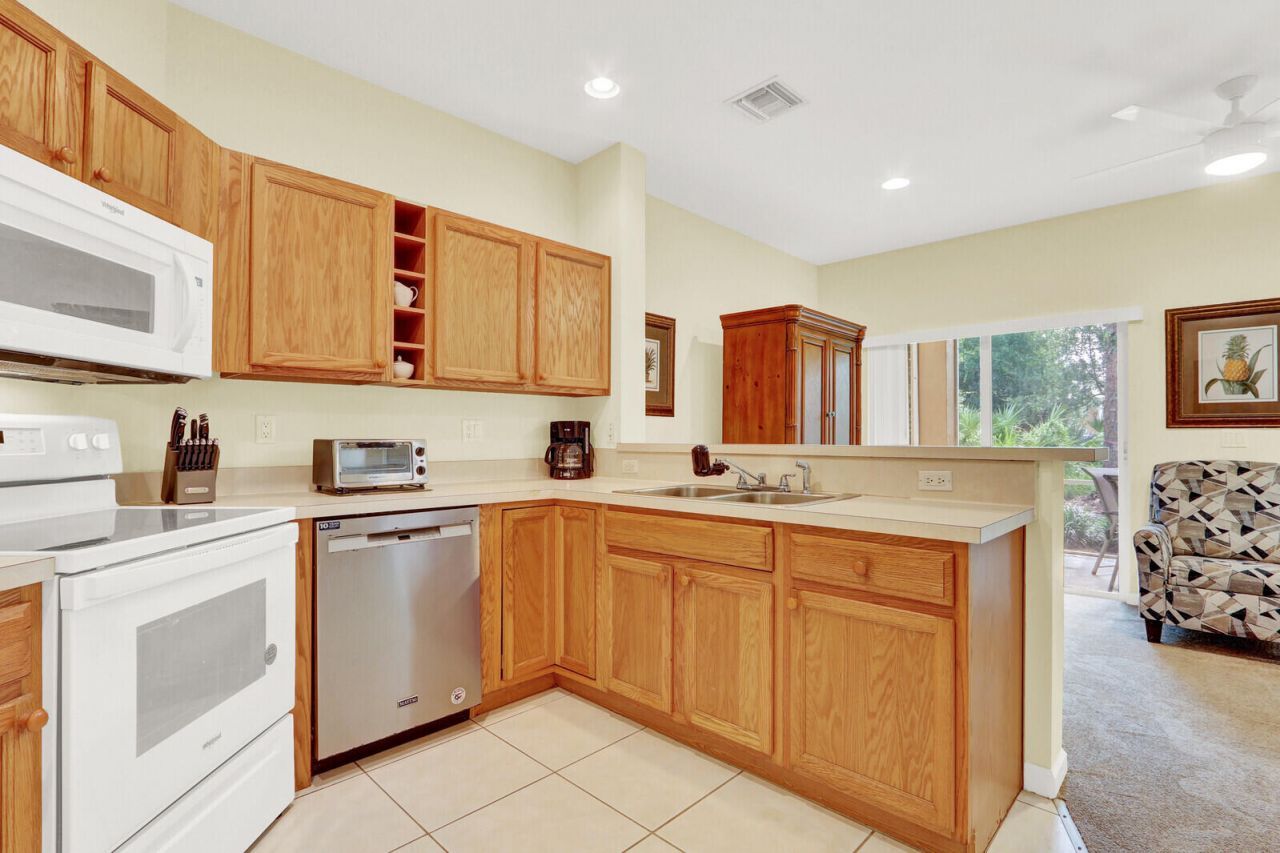 8319 Mulligan Circle, Port Saint Lucie, FL 34986 Photo