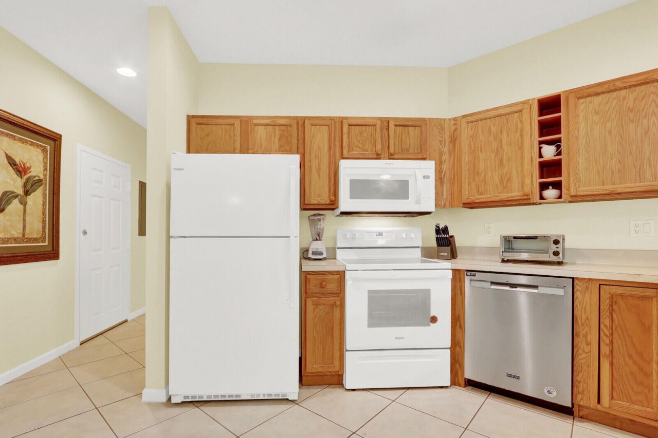 8319 Mulligan Circle, Port Saint Lucie, FL 34986 Photo