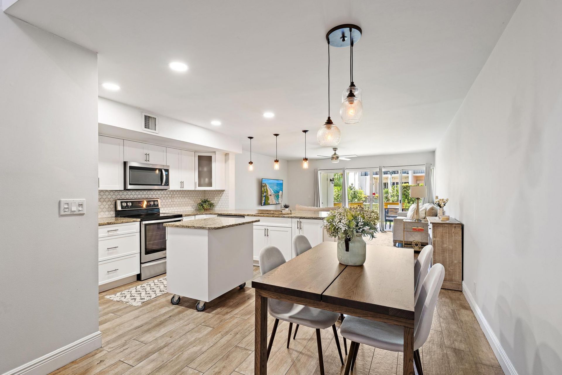 388 Golfview Road, Unit H, North Palm Beach, FL 33408 Photo
