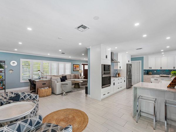 4430 NE 30th Avenue, Lighthouse Point, FL 33064