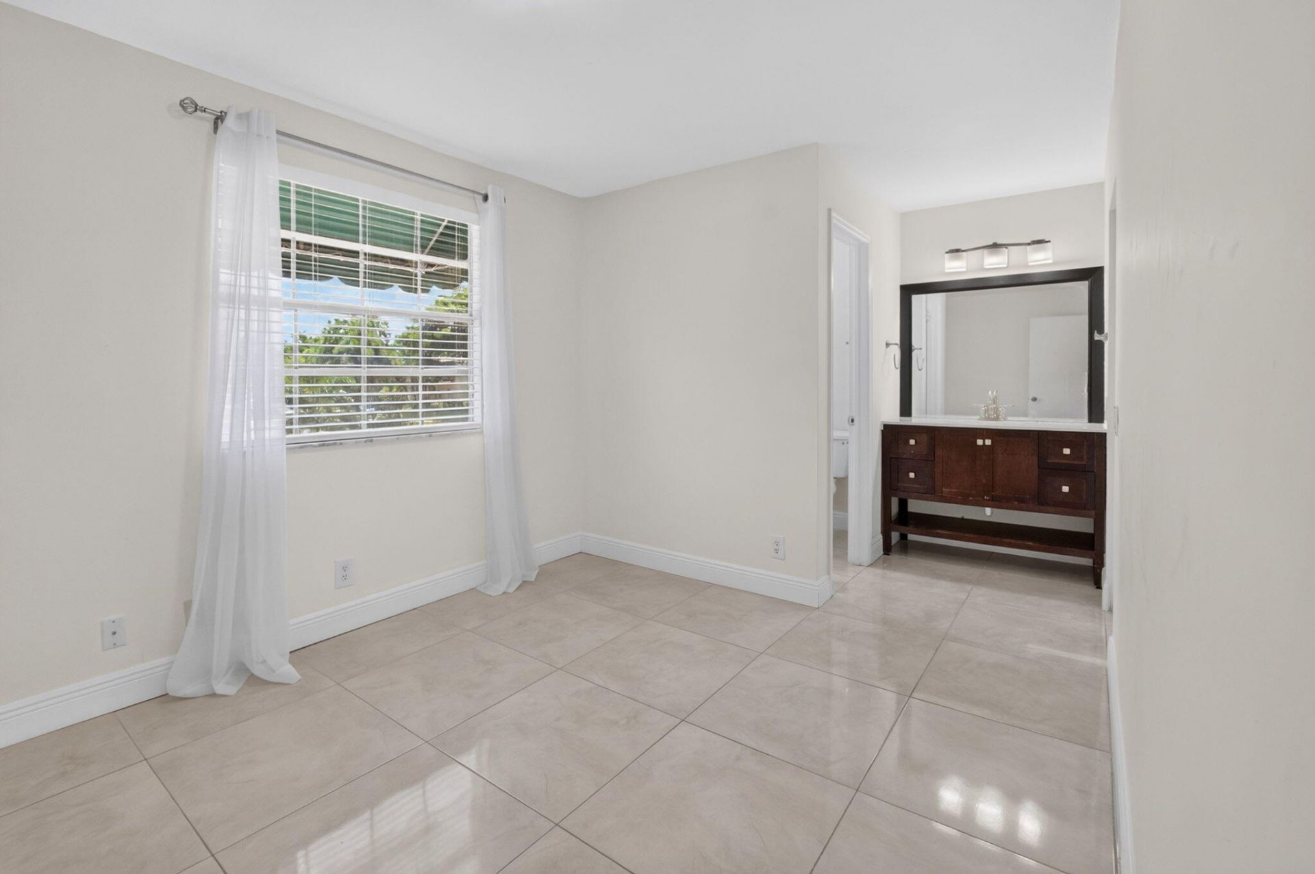 6665 Via Regina, Boca Raton, FL 33433 Photo