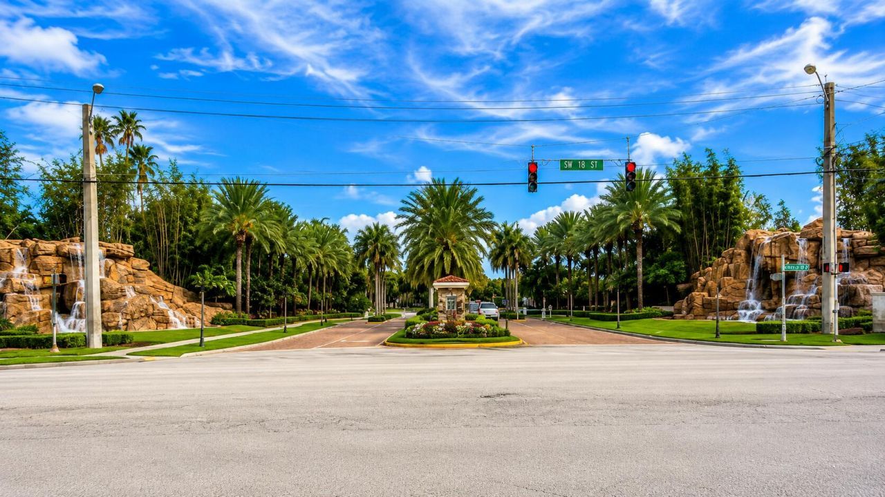 6665 Via Regina, Boca Raton, FL 33433 Photo