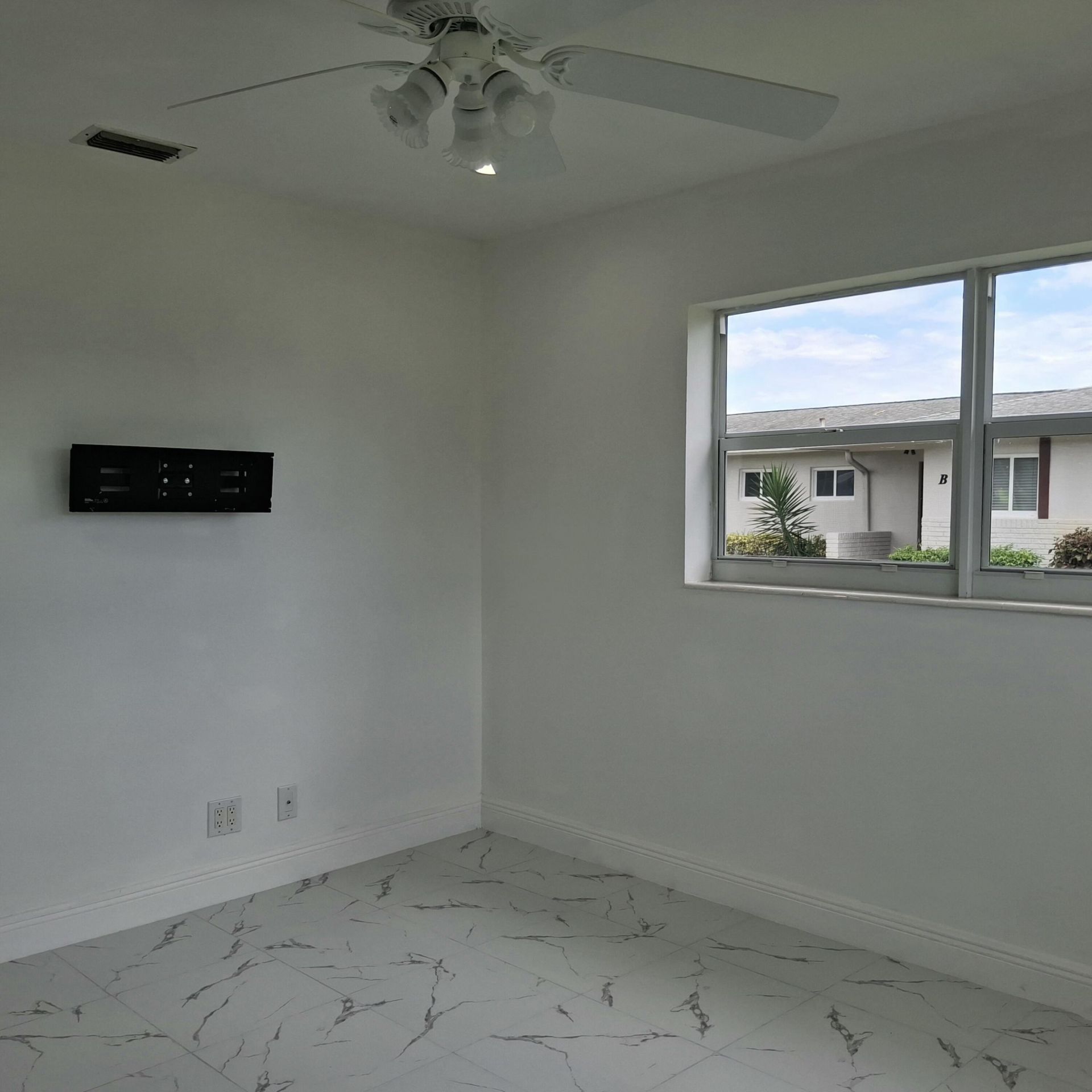 2739 Emory Drive W, Unit J, West Palm Beach, FL 33415 Photo