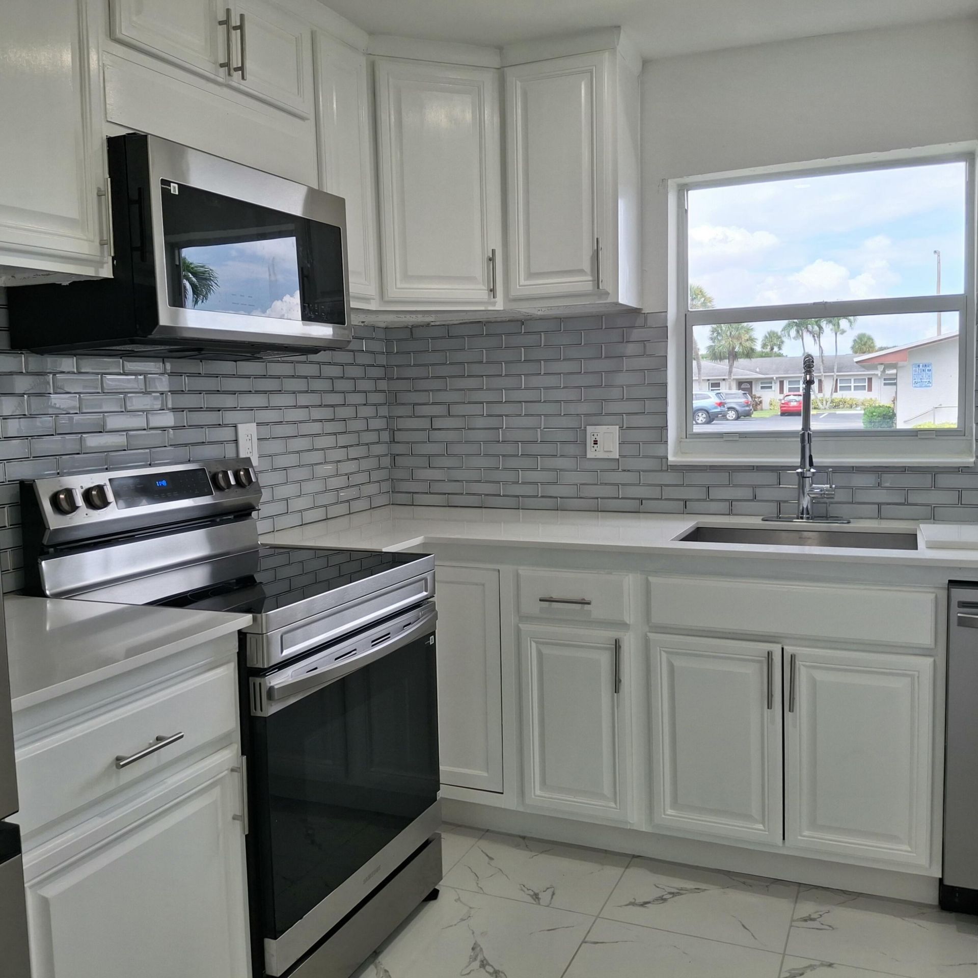 2739 Emory Drive W, Unit J, West Palm Beach, FL 33415 Photo