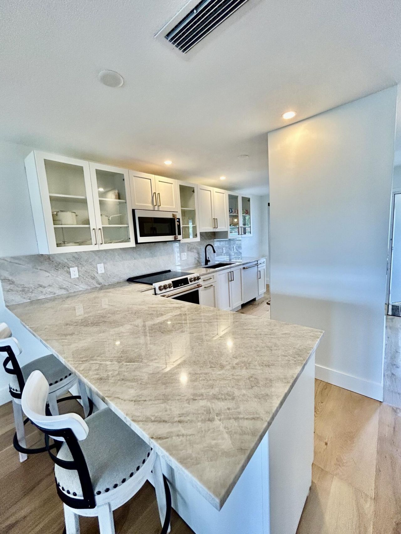 1030 Silk Oak Terrace, Unit 203, Delray Beach, FL 33445 Photo