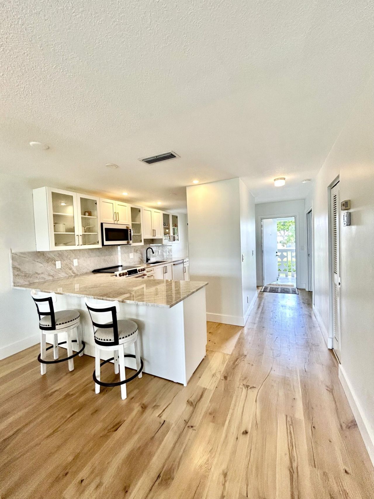 1030 Silk Oak Terrace, Unit 203, Delray Beach, FL 33445 Photo