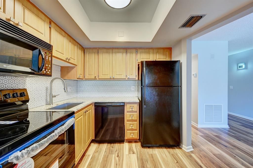 342 Southwind Court, Unit 216, North Palm Beach, FL 33408 Photo