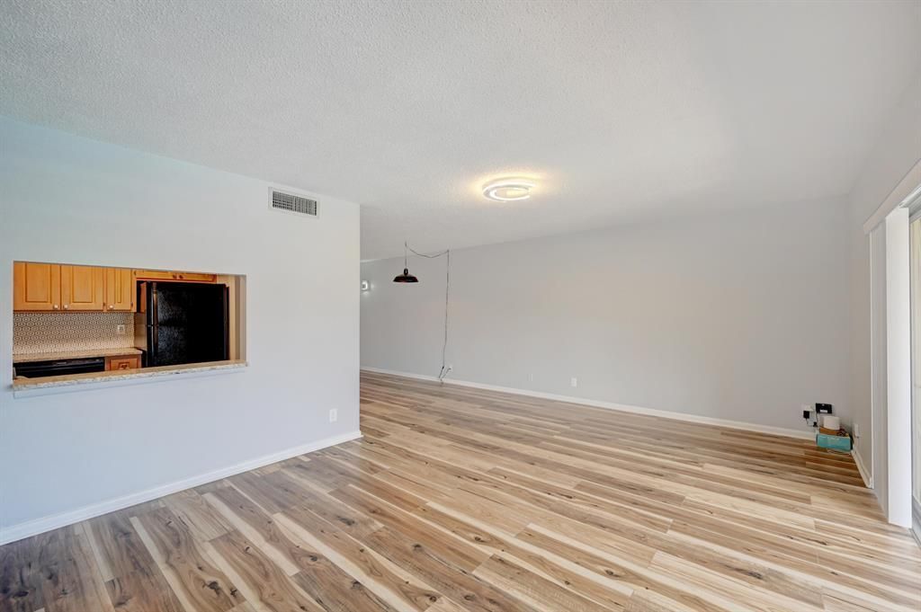 342 Southwind Court, Unit 216, North Palm Beach, FL 33408 Photo