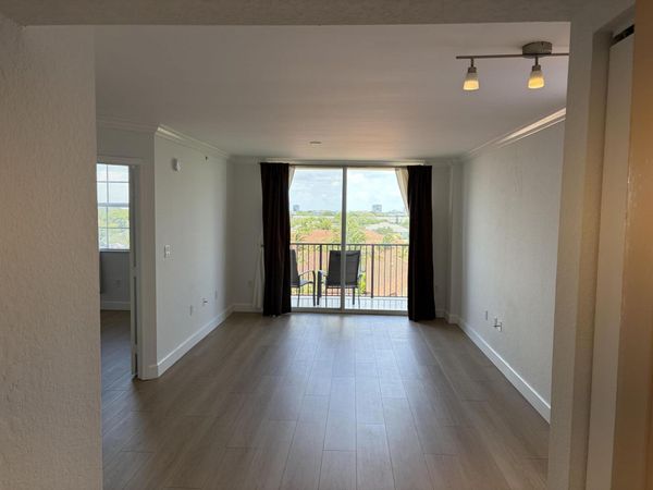 1801 N FLAGLER Drive, Unit 824, West Palm Beach, FL 33407
