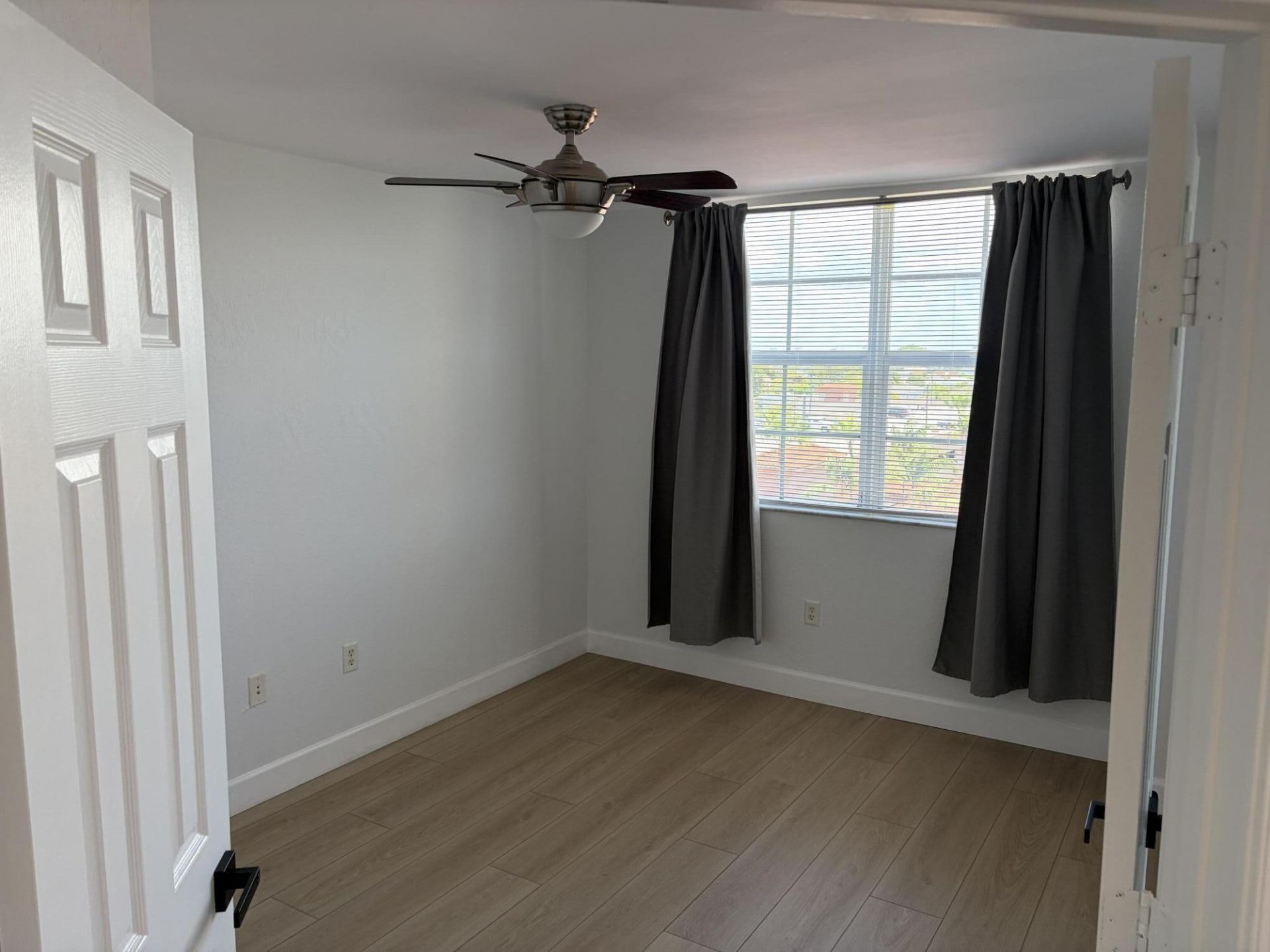 1801 N Flagler Drive, Unit 824, West Palm Beach, FL 33407 Photo