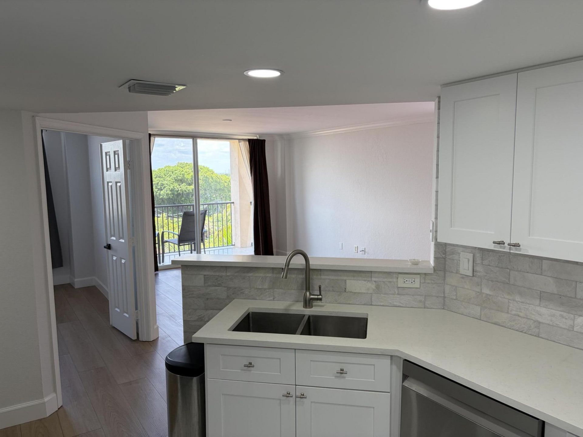 1801 N Flagler Drive, Unit 824, West Palm Beach, FL 33407 Photo
