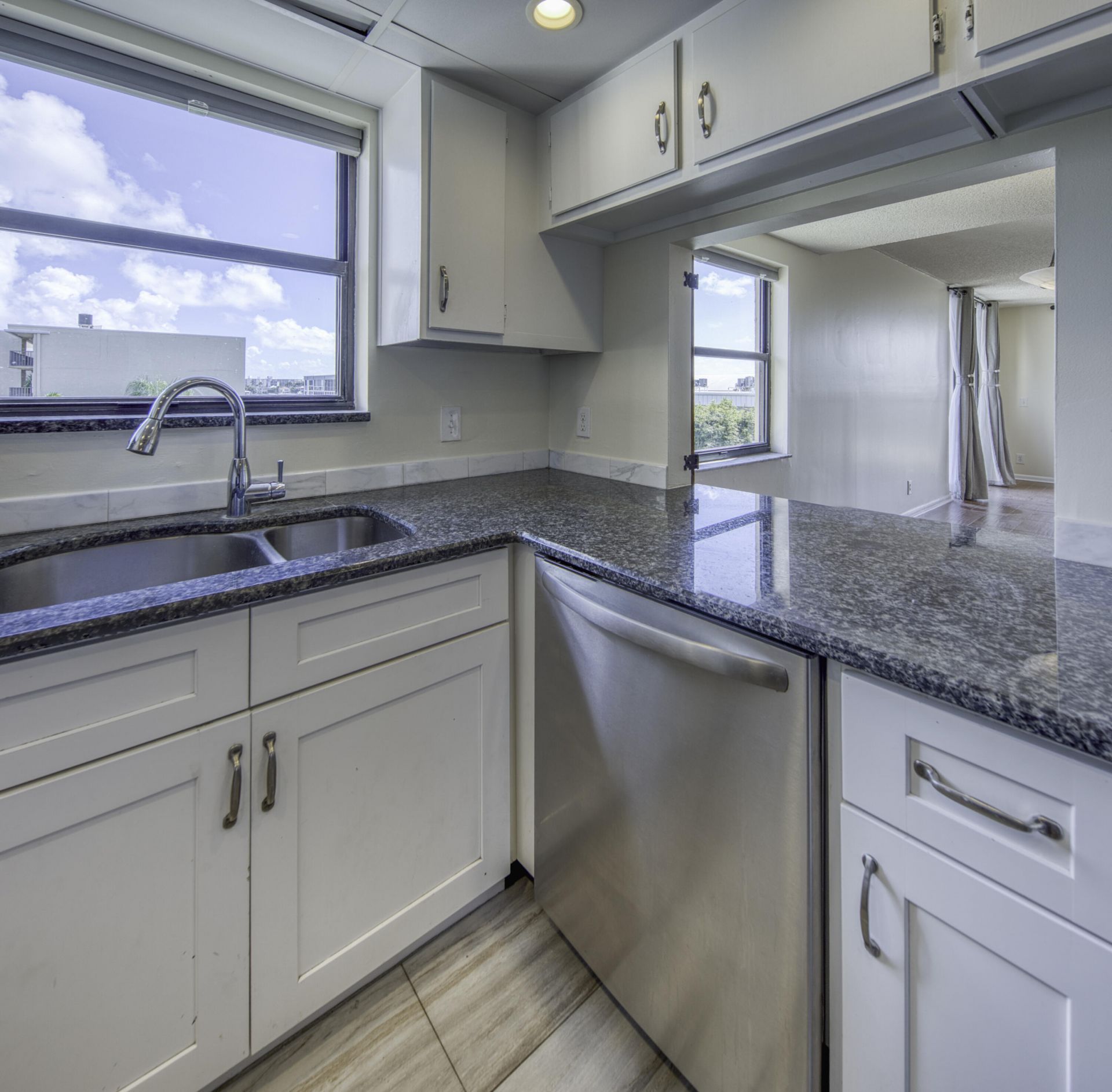 890 N Federal Highway, Unit 412, Lantana, FL 33462 Photo