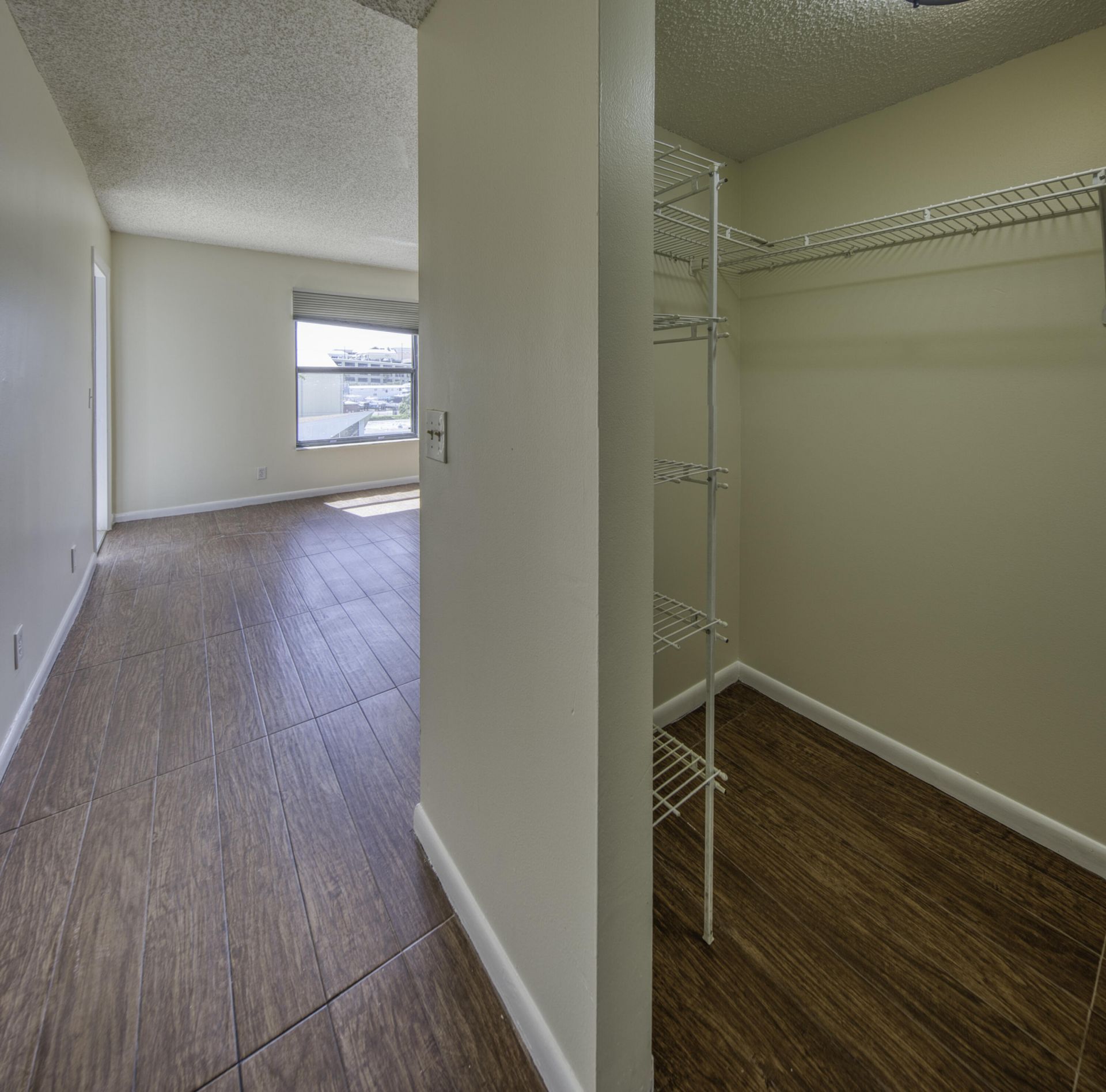 890 N Federal Highway, Unit 412, Lantana, FL 33462 Photo