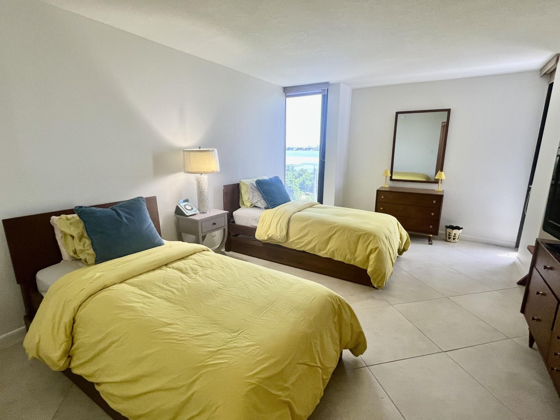 5550 N Ocean Drive, Unit 6D, Singer Island, FL 33404 Photo