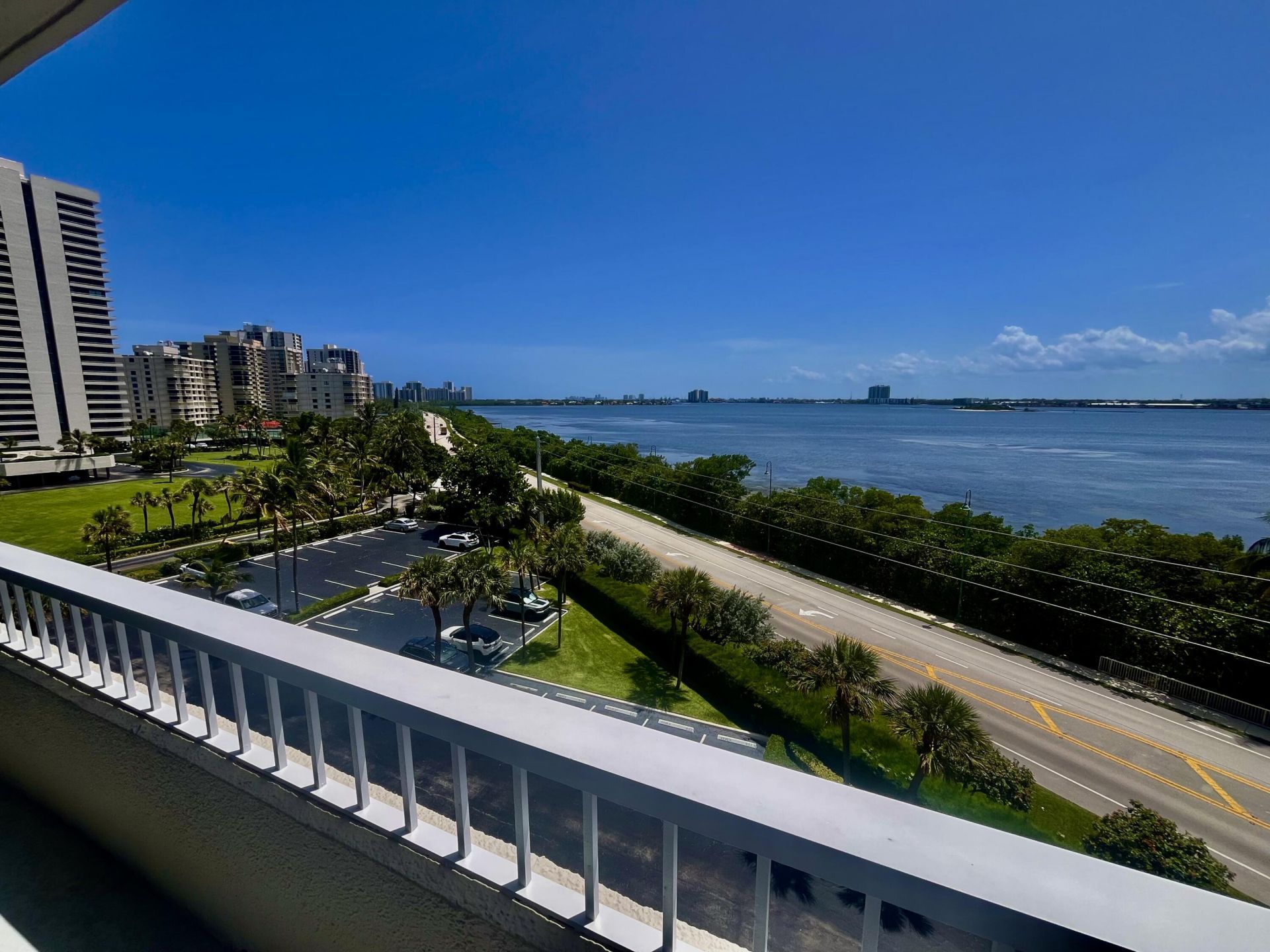 5550 N Ocean Drive, Unit 6D, Singer Island, FL 33404 Photo
