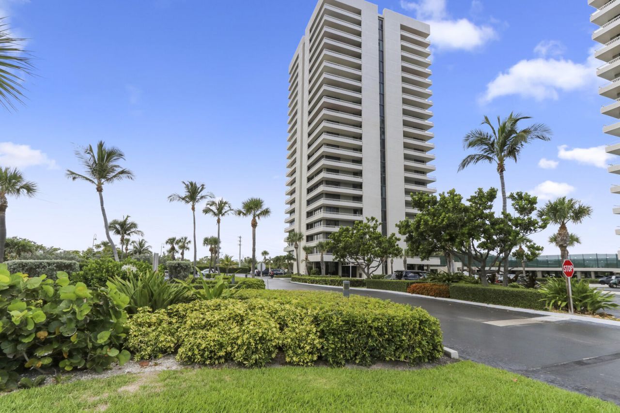 5550 N Ocean Drive, Unit 6D, Singer Island, FL 33404 Photo