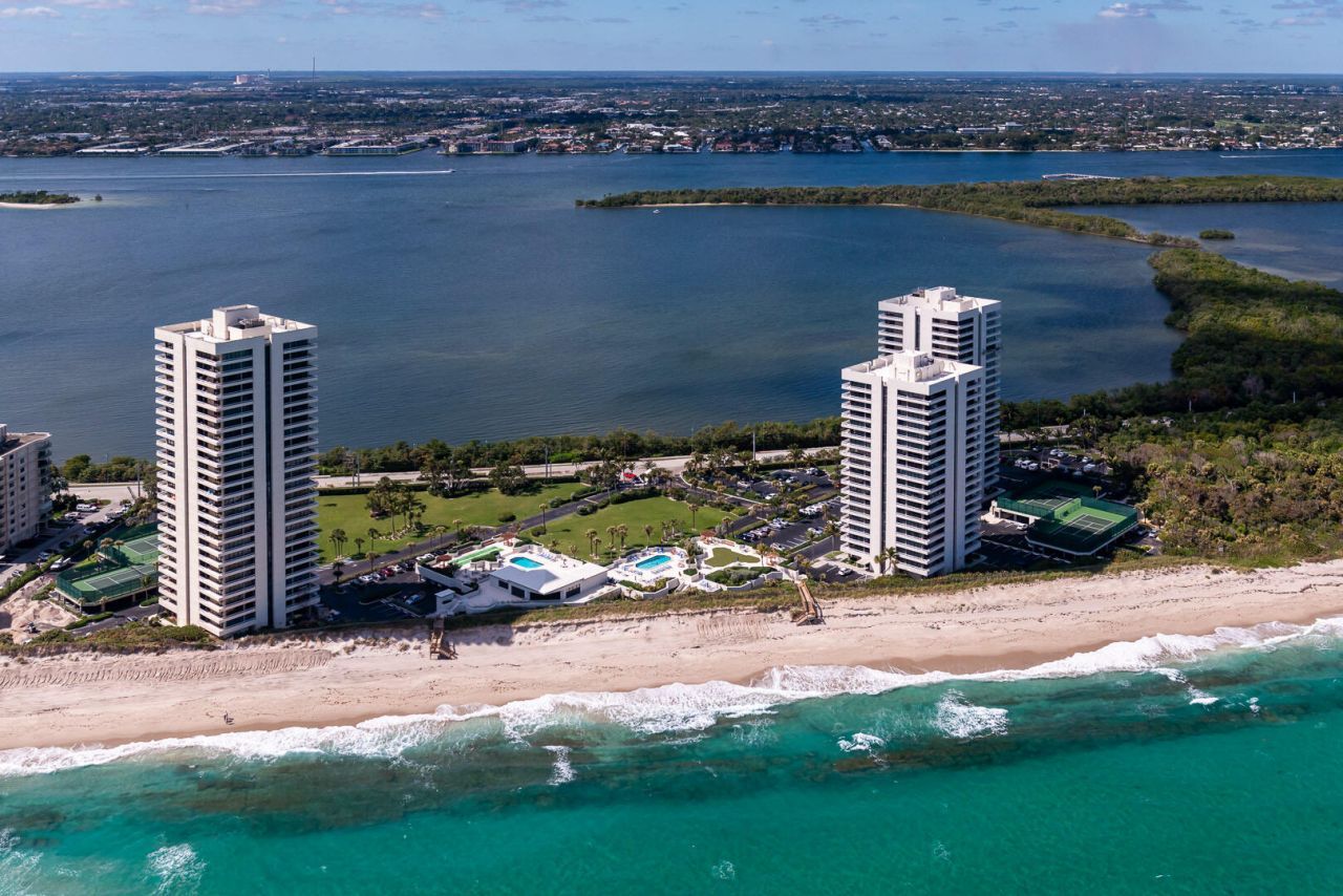 5550 N Ocean Drive, Unit 6D, Singer Island, FL 33404 Photo