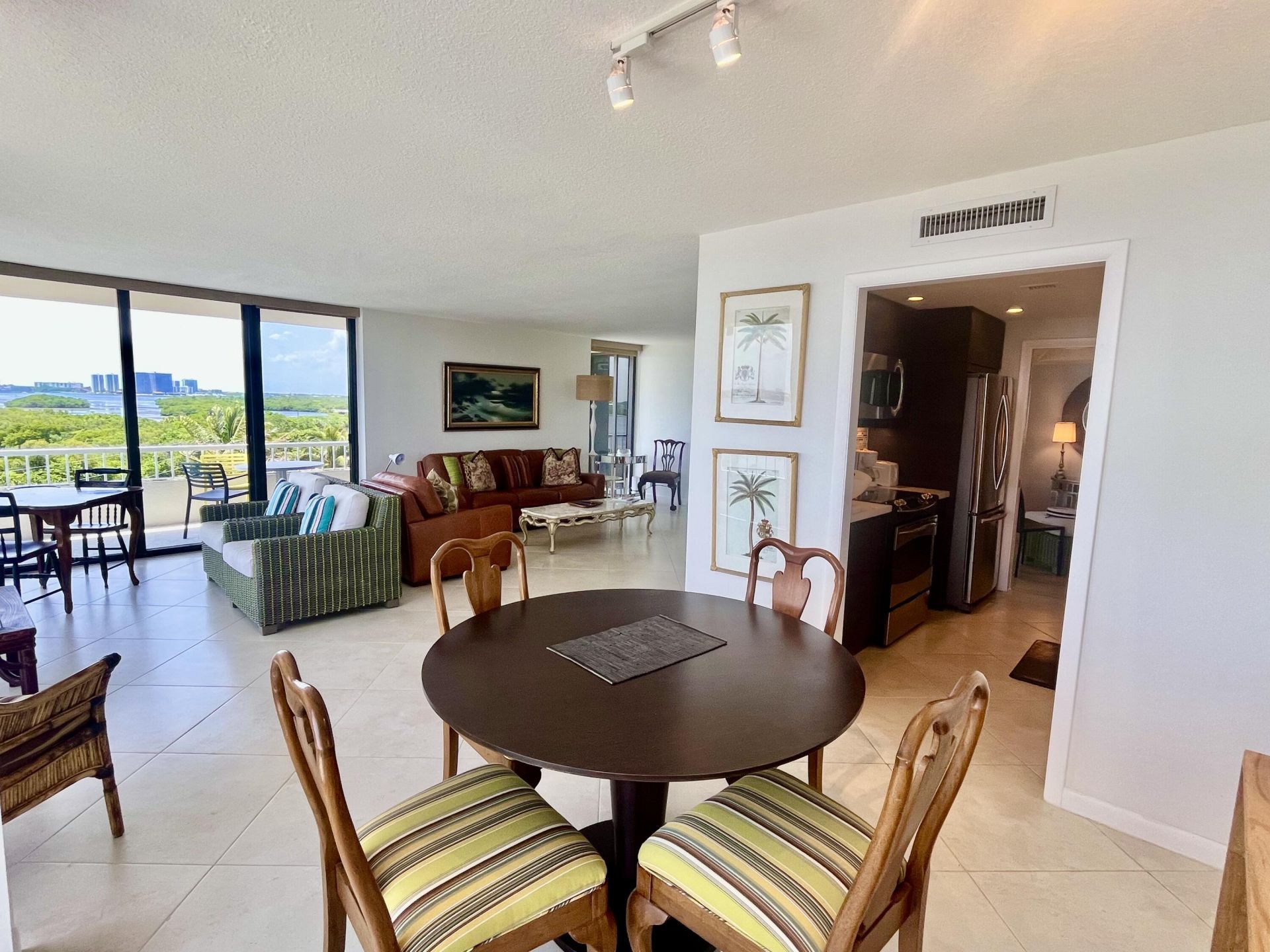 5550 N Ocean Drive, Unit 6D, Singer Island, FL 33404 Photo