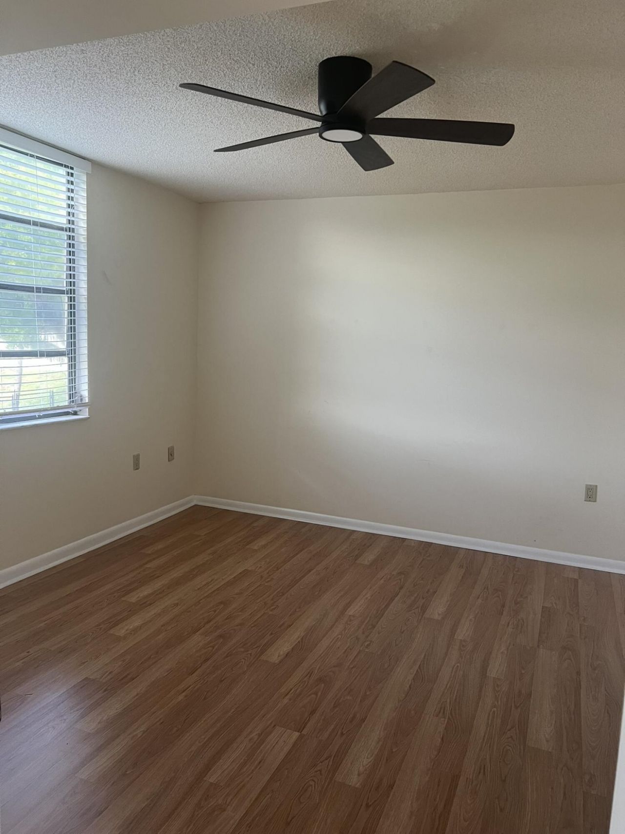 3640 Whitehall Drive, Unit 206, West Palm Beach, FL 33401 Photo