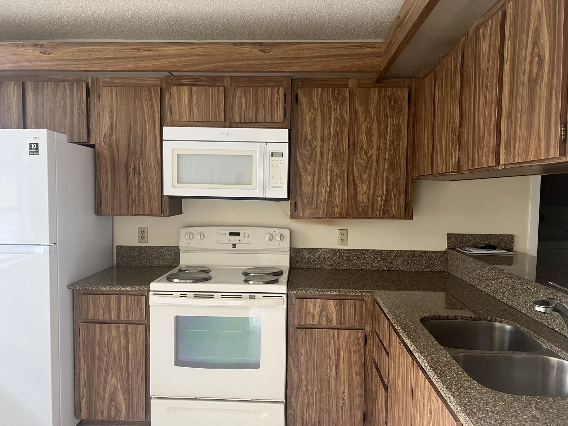 3640 Whitehall Drive, Unit 206, West Palm Beach, FL 33401 Photo