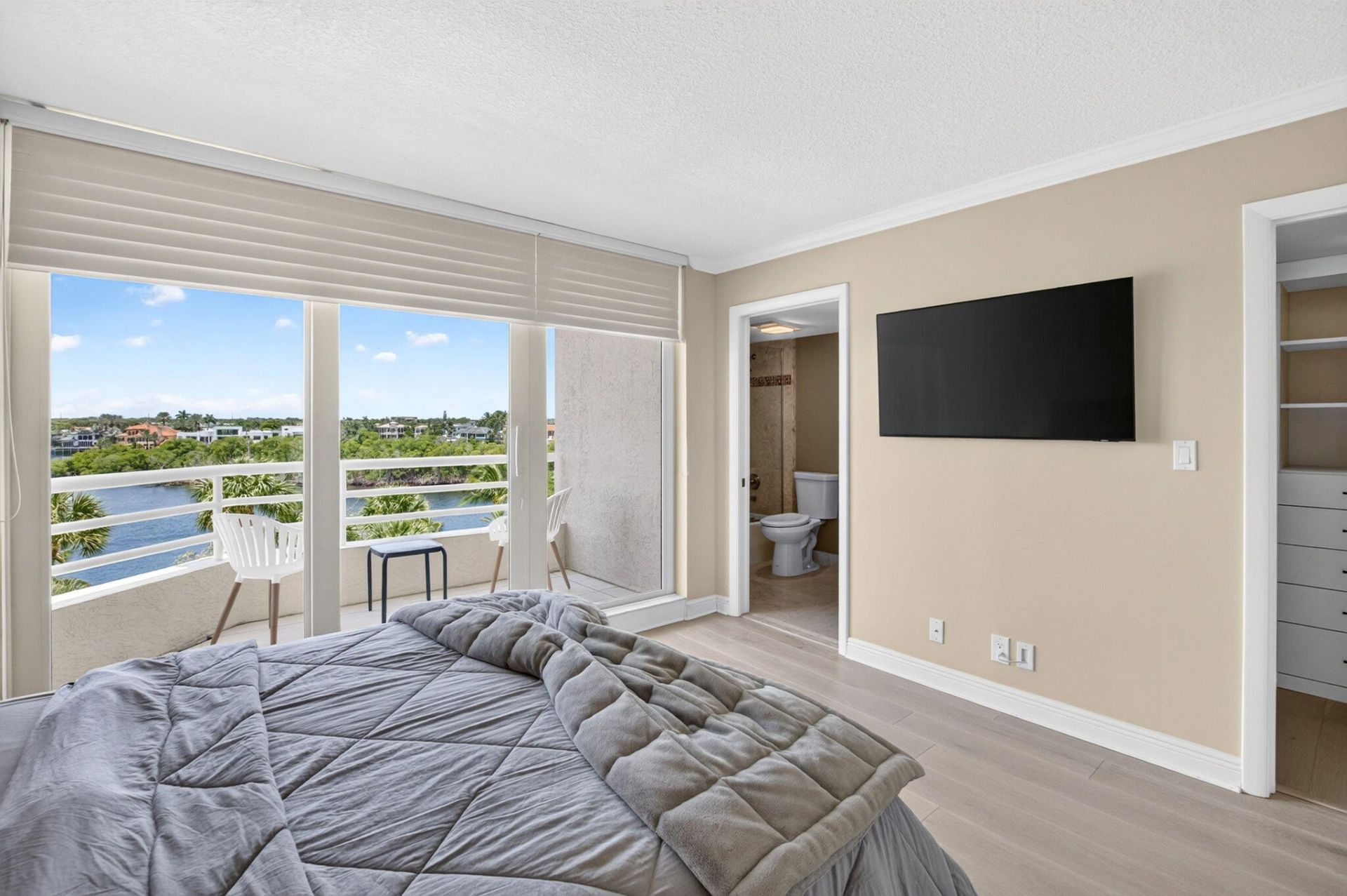 4101 N Ocean Boulevard N, Unit 401, Boca Raton, FL 33431 Photo