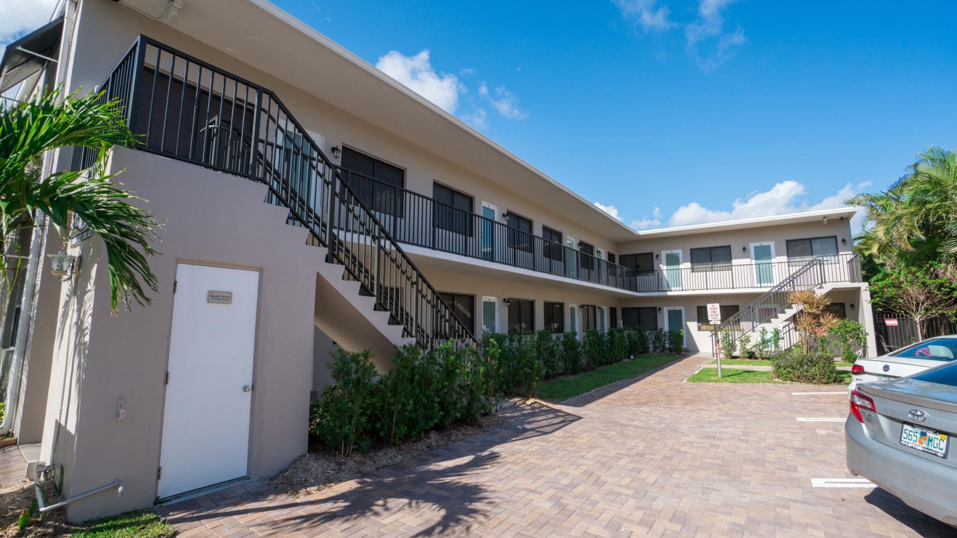 2621 NE 1st Street, Unit 7, Pompano Beach, FL 33062 Photo