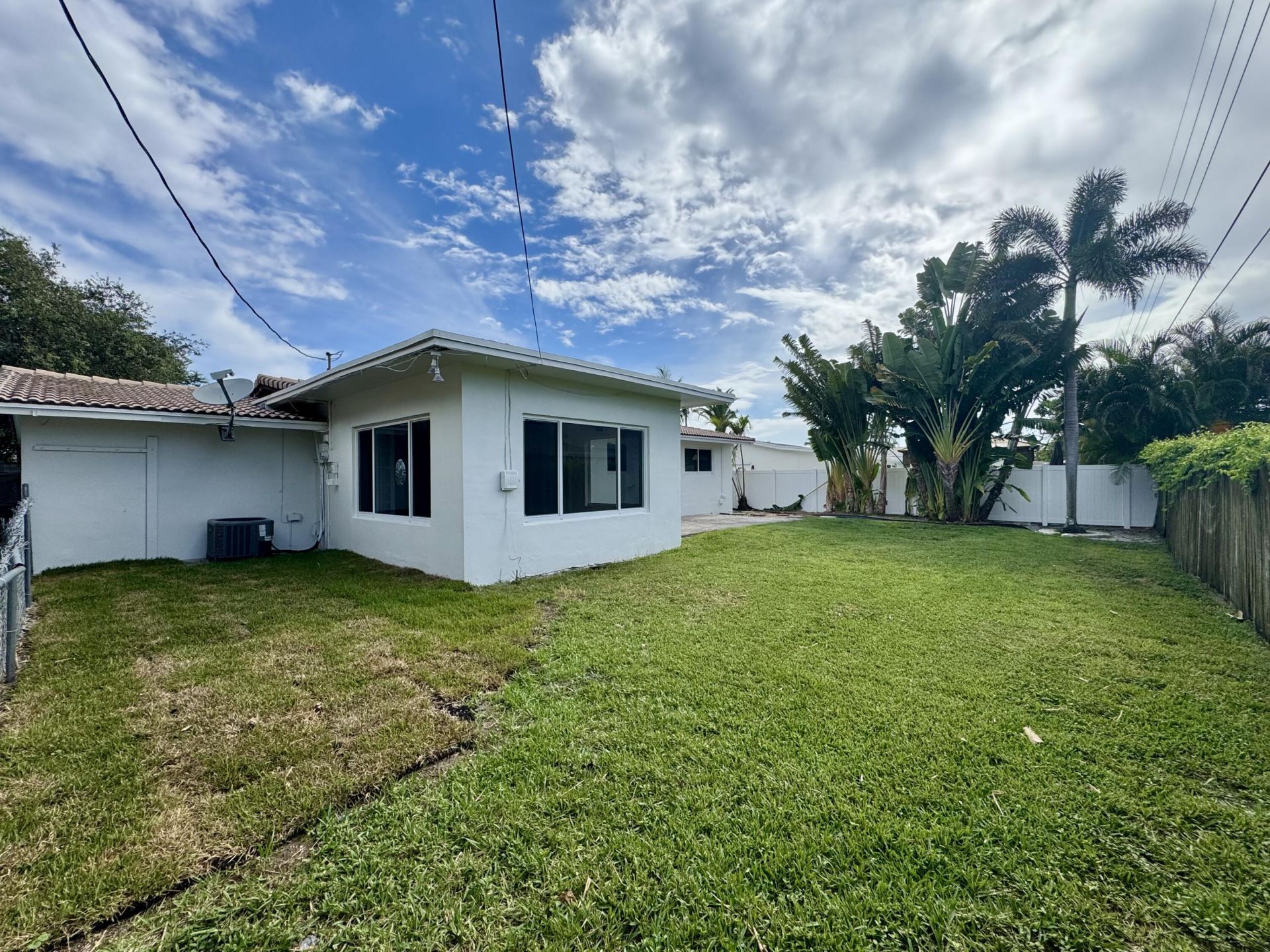 924 SE 8th Court, Deerfield Beach, FL 33441 Photo
