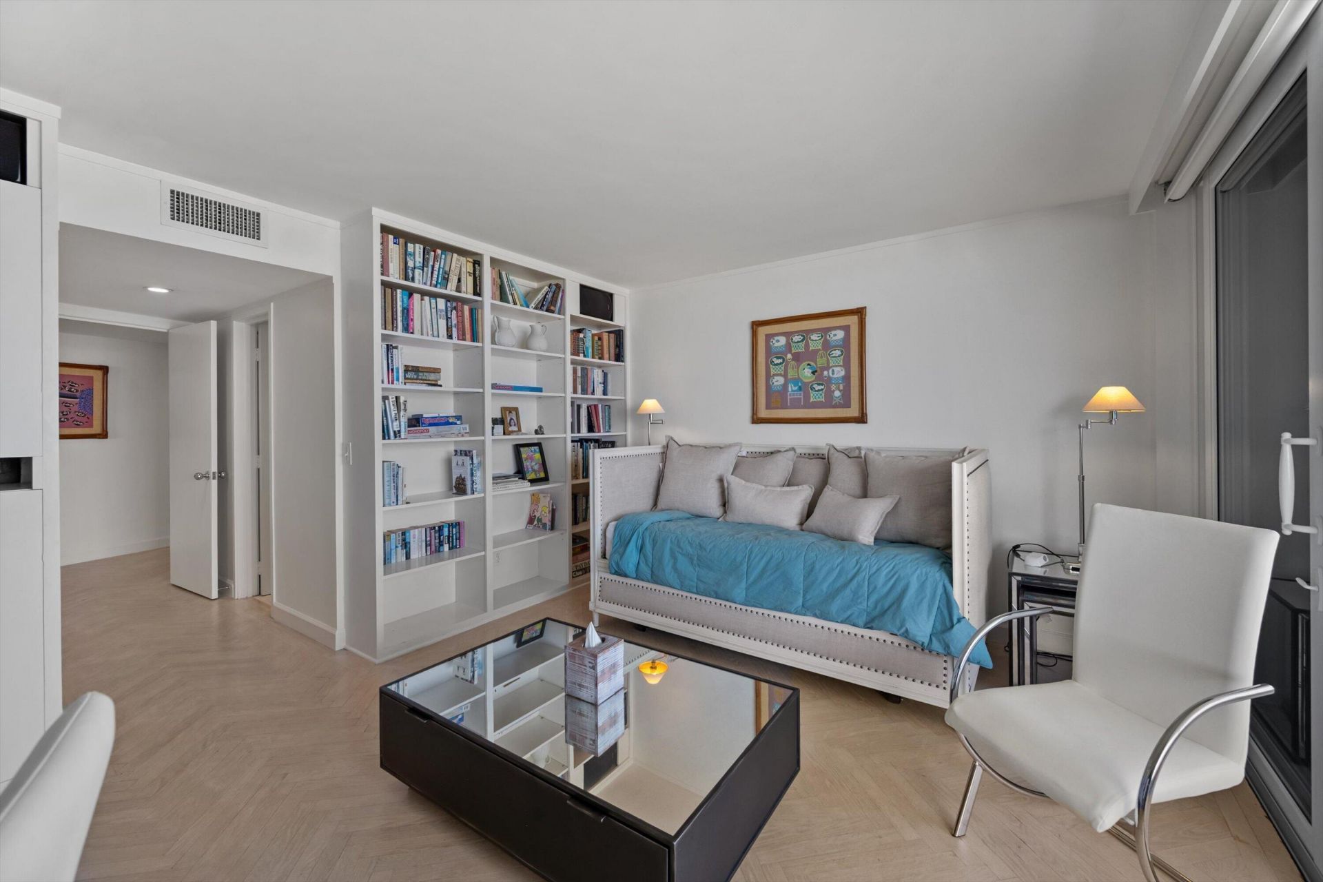 100 Sunrise Avenue, Unit 212, Palm Beach, FL 33480 Photo