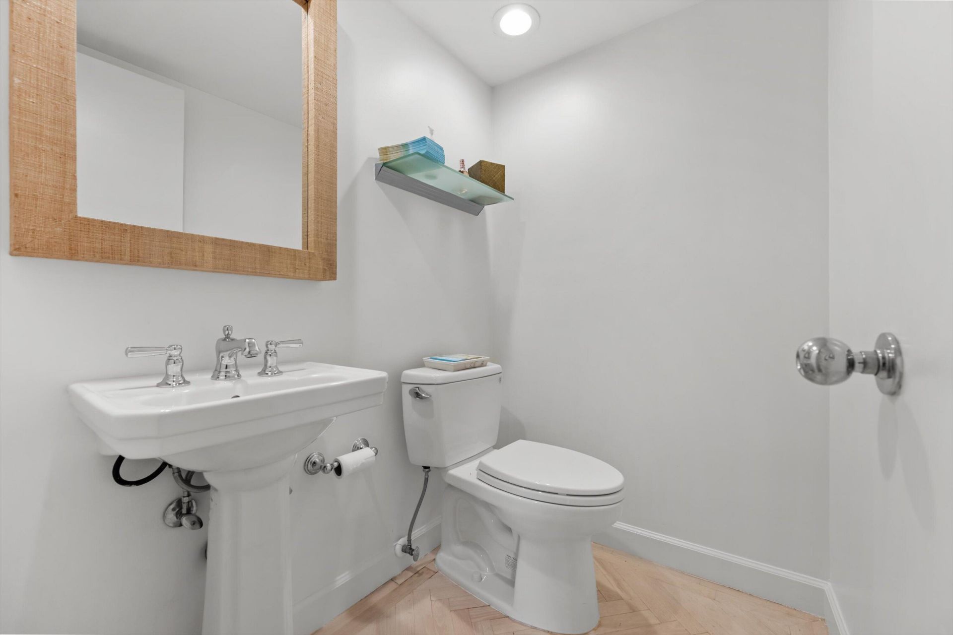 100 Sunrise Avenue, Unit 212, Palm Beach, FL 33480 Photo