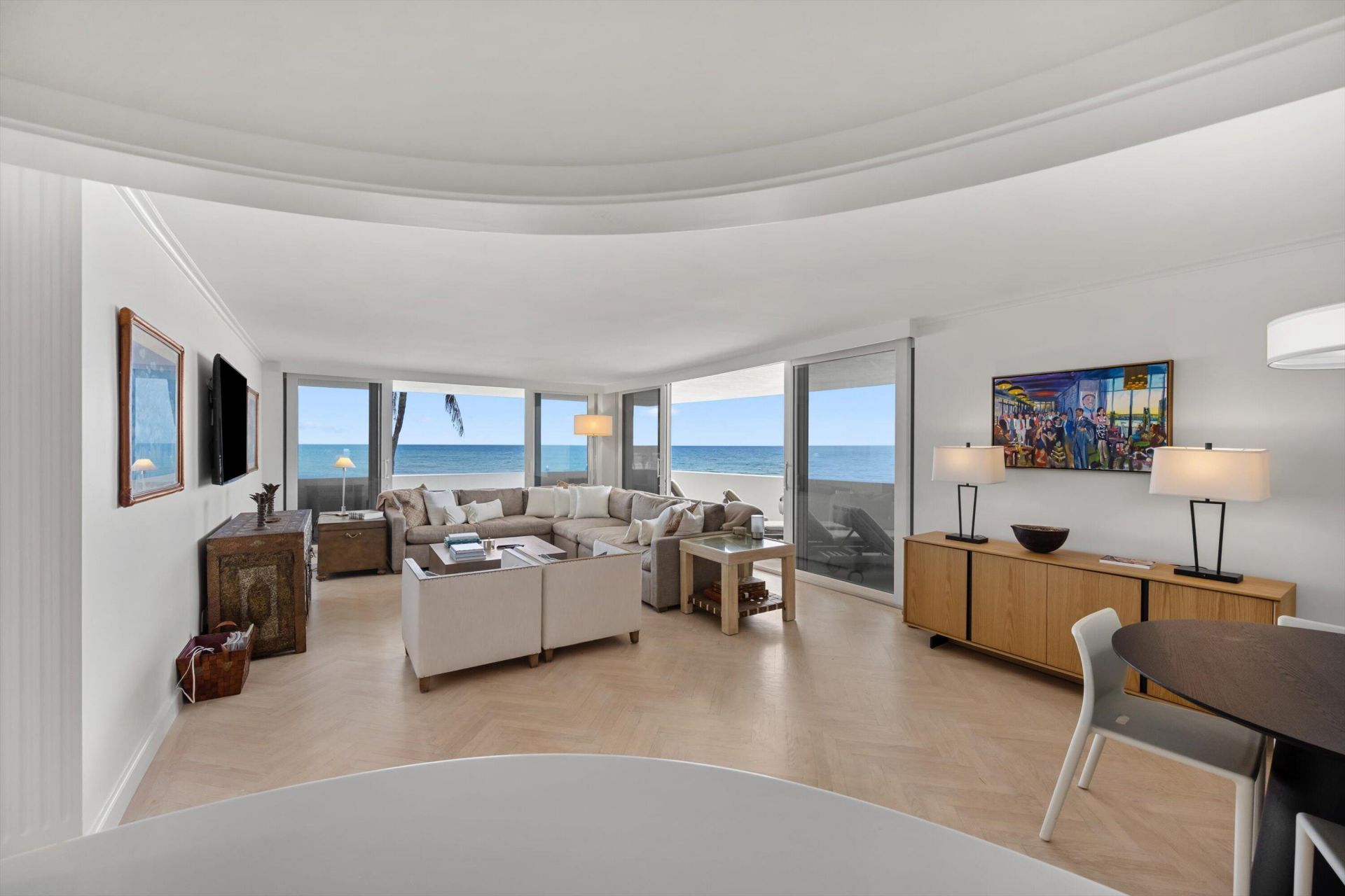 100 Sunrise Avenue, Unit 212, Palm Beach, FL 33480 Photo
