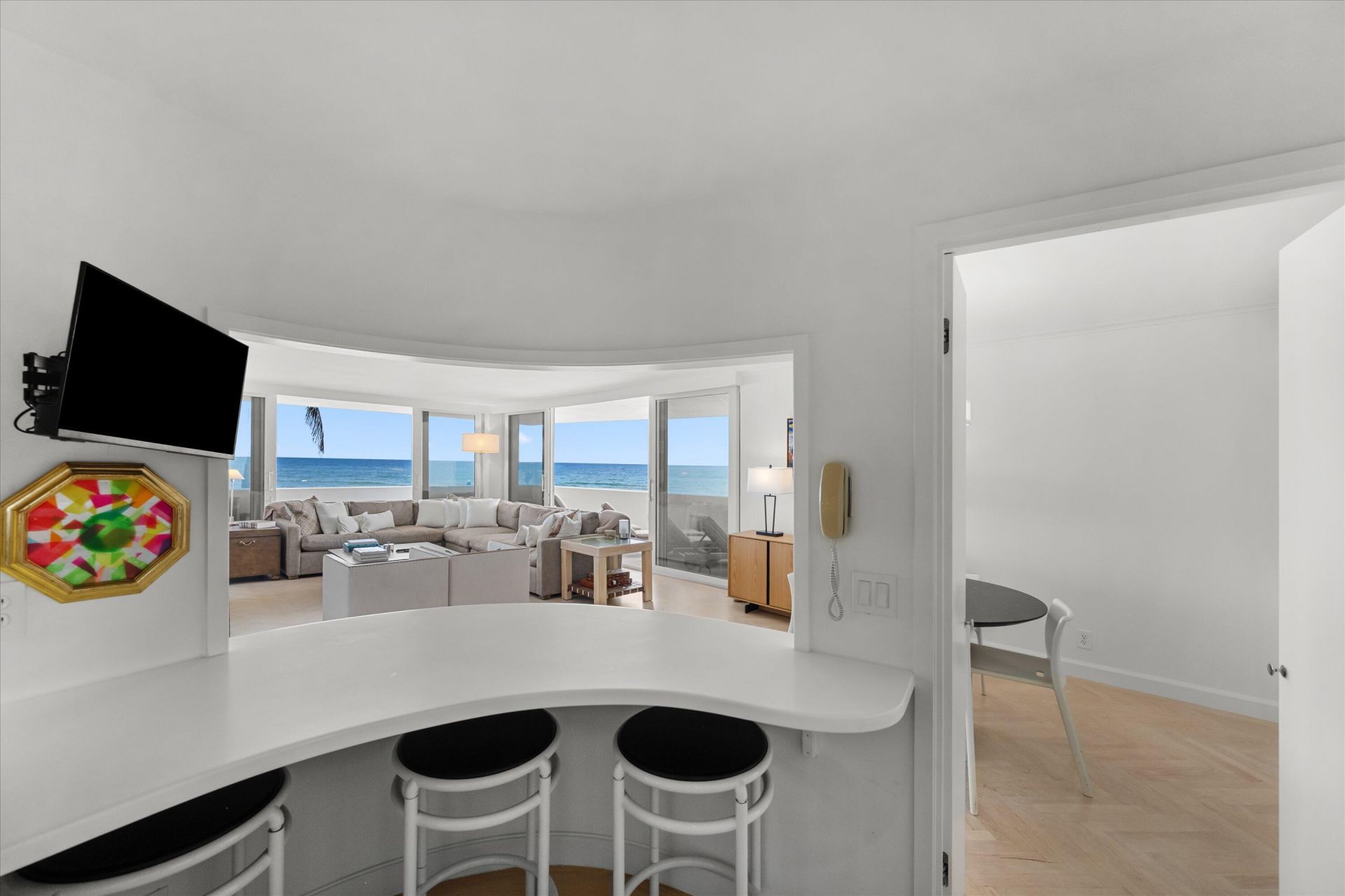 100 Sunrise Avenue, Unit 212, Palm Beach, FL 33480 Photo