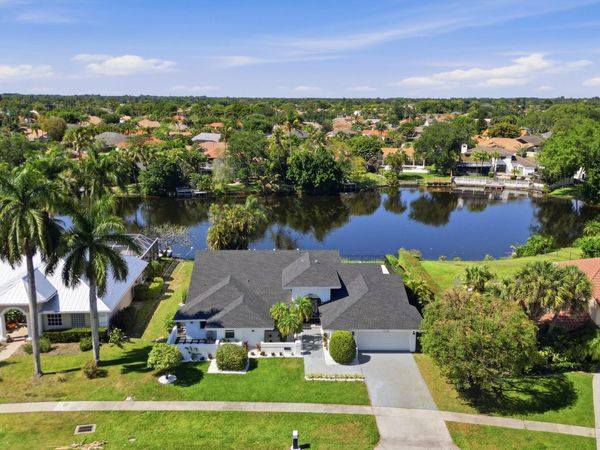 12725 KINGSWAY Road, Wellington, FL 33414