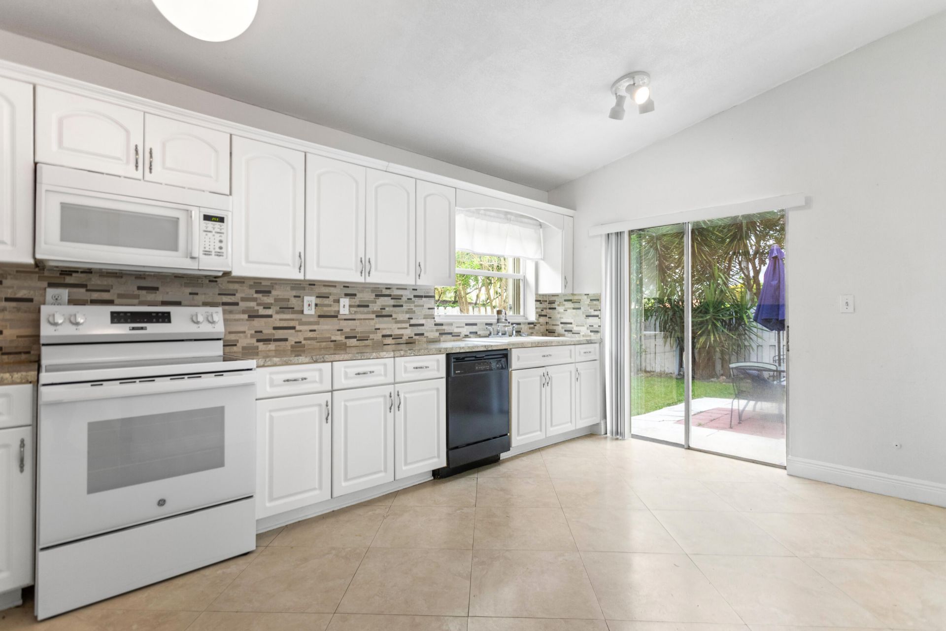 13945 Langley Place, Davie, FL 33325 Photo