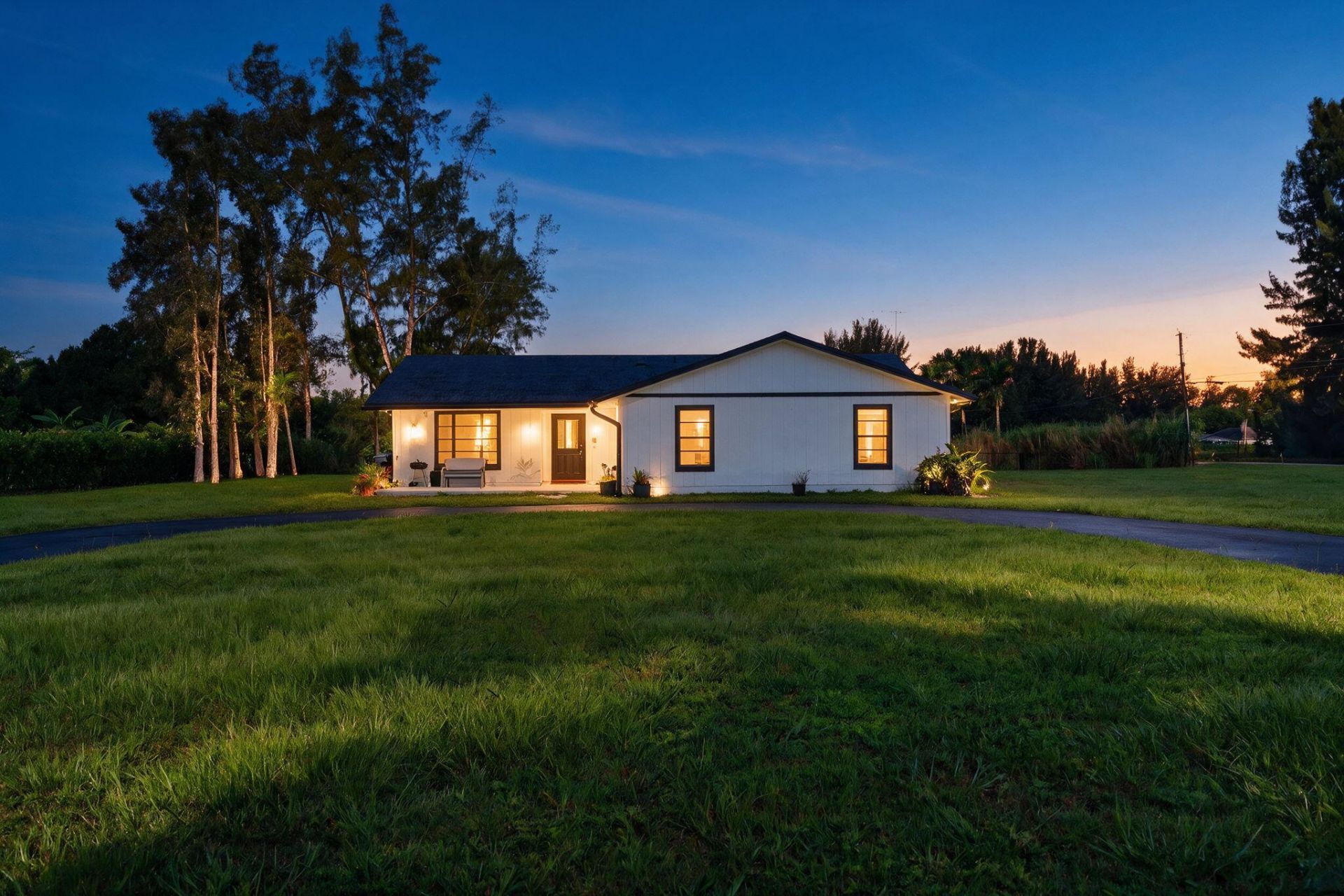5989 Coconut Boulevard, The Acreage, FL 33411 Photo