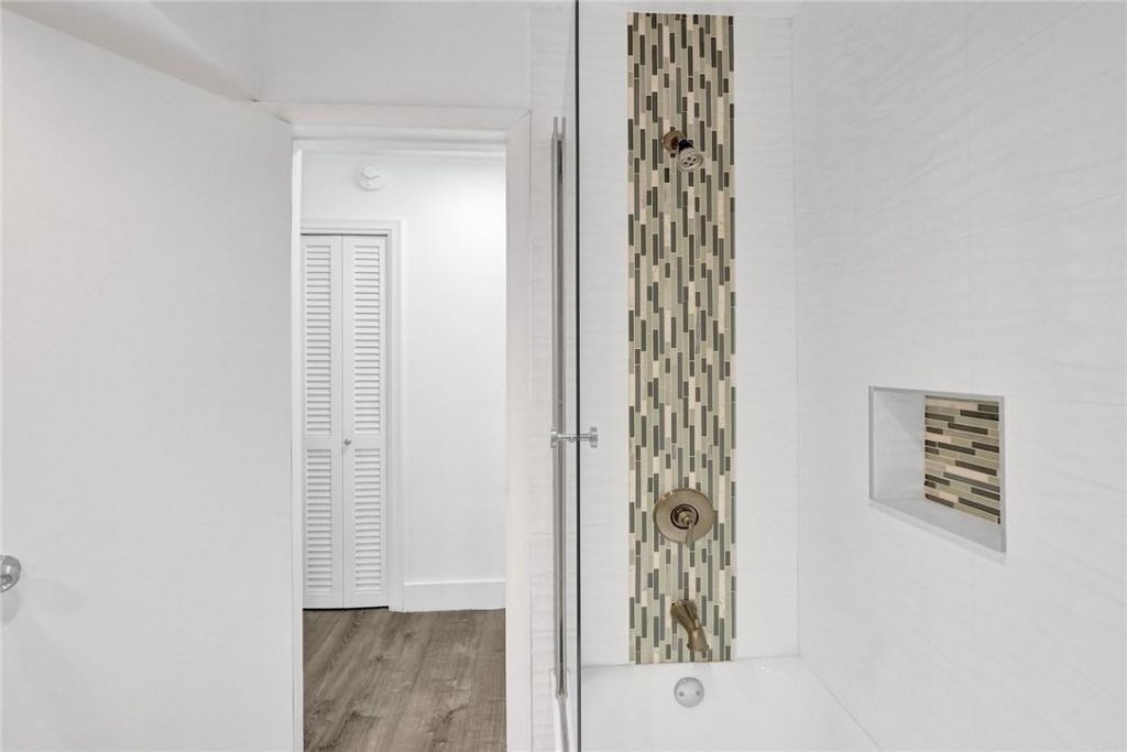 5981 NE 22nd Way, Fort Lauderdale, FL 33308 Photo