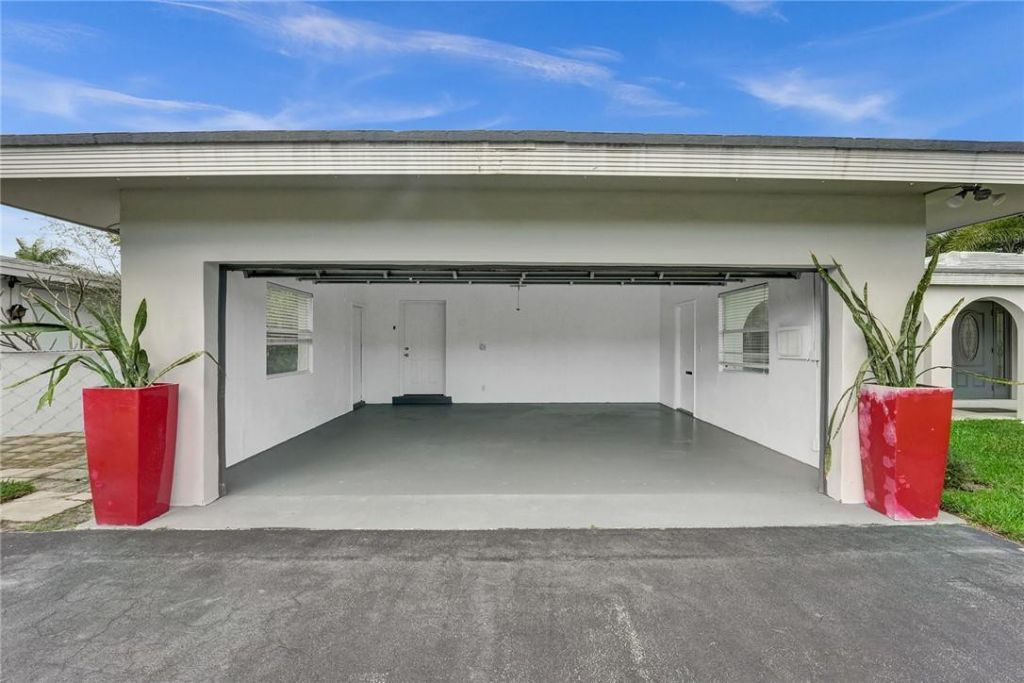 5981 NE 22nd Way, Fort Lauderdale, FL 33308 Photo