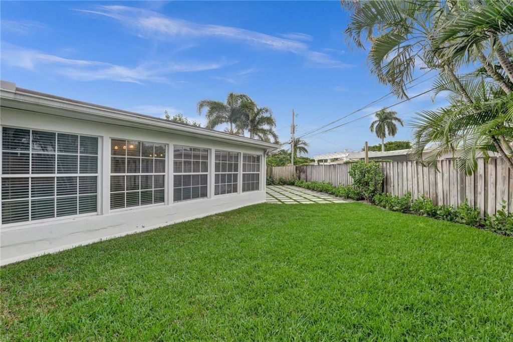 5981 NE 22nd Way, Fort Lauderdale, FL 33308 Photo