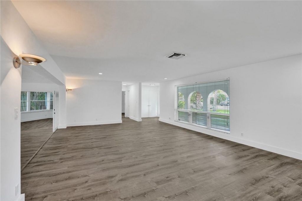 5981 NE 22nd Way, Fort Lauderdale, FL 33308 Photo