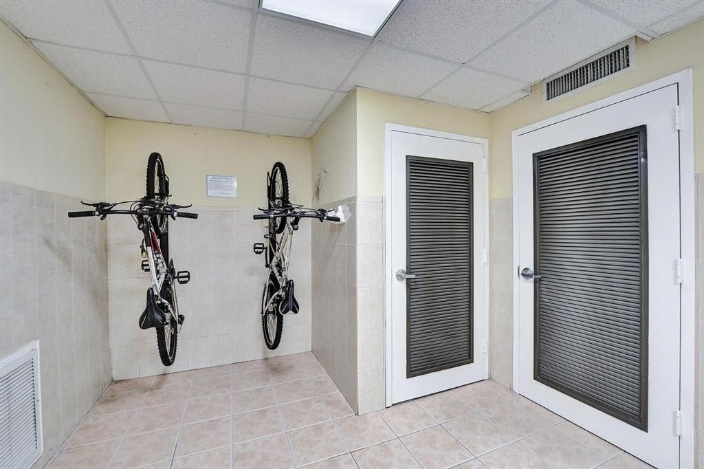 151 NE 16th Avenue, Unit 374, Fort Lauderdale, FL 33301 Photo