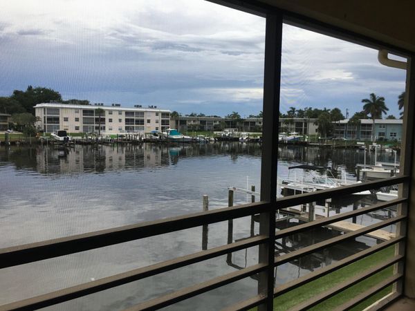 309 LAKE Circle, Unit 202, North Palm Beach, FL 33408