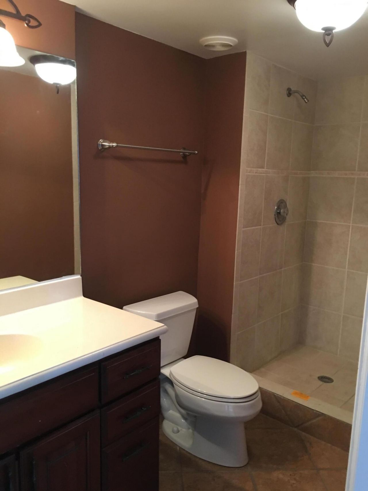 309 Lake Circle, Unit 202, North Palm Beach, FL 33408 Photo