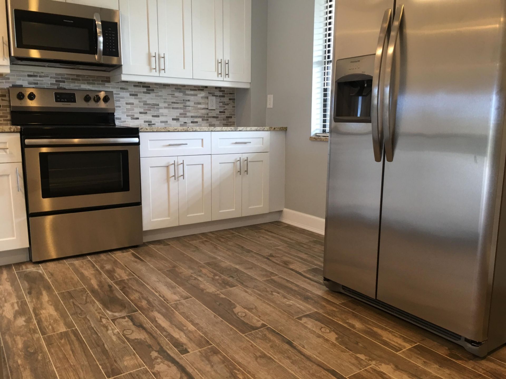309 Lake Circle, Unit 202, North Palm Beach, FL 33408 Photo