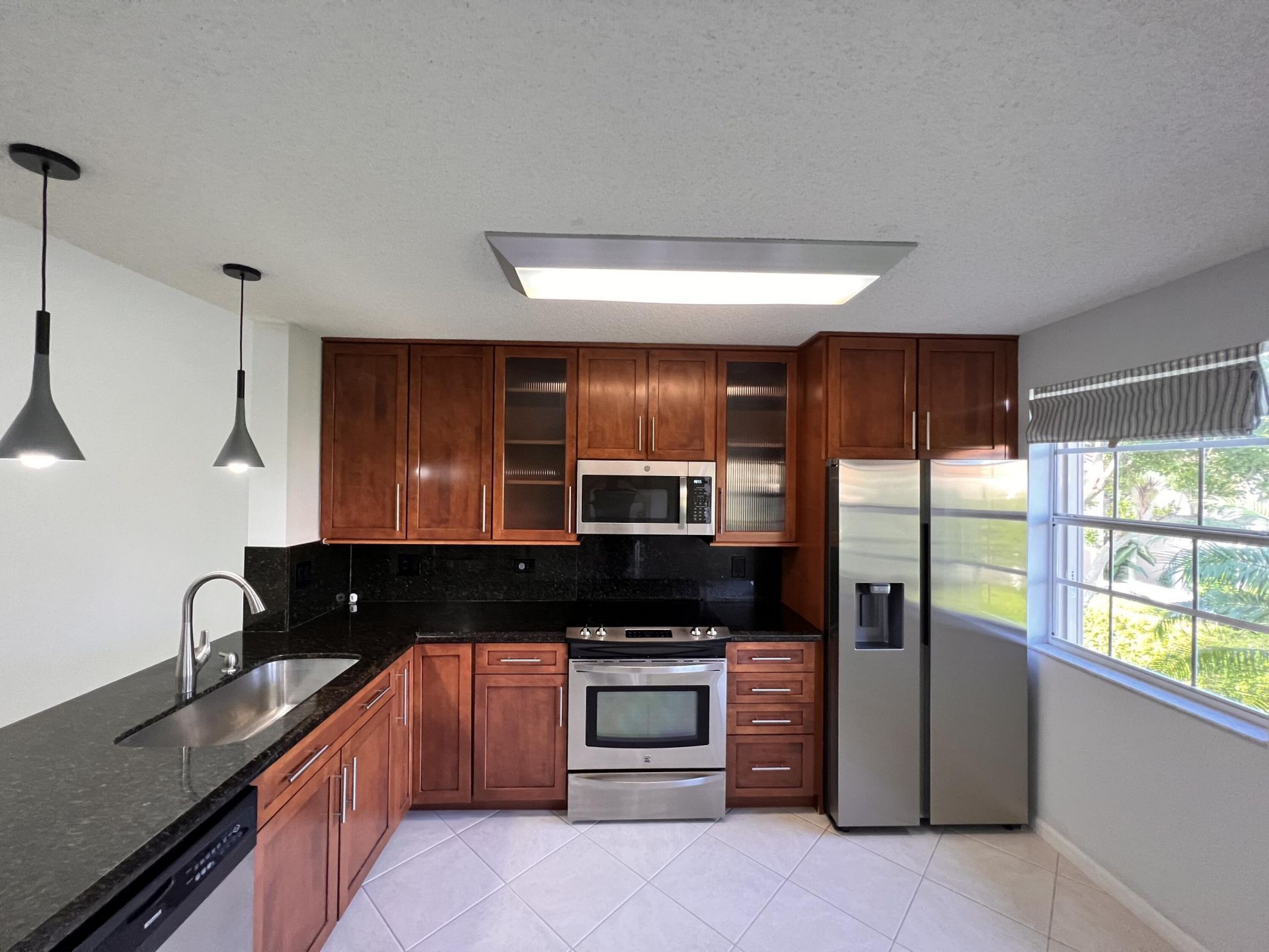 6614 Via Regina, Boca Raton, FL 33433 Photo